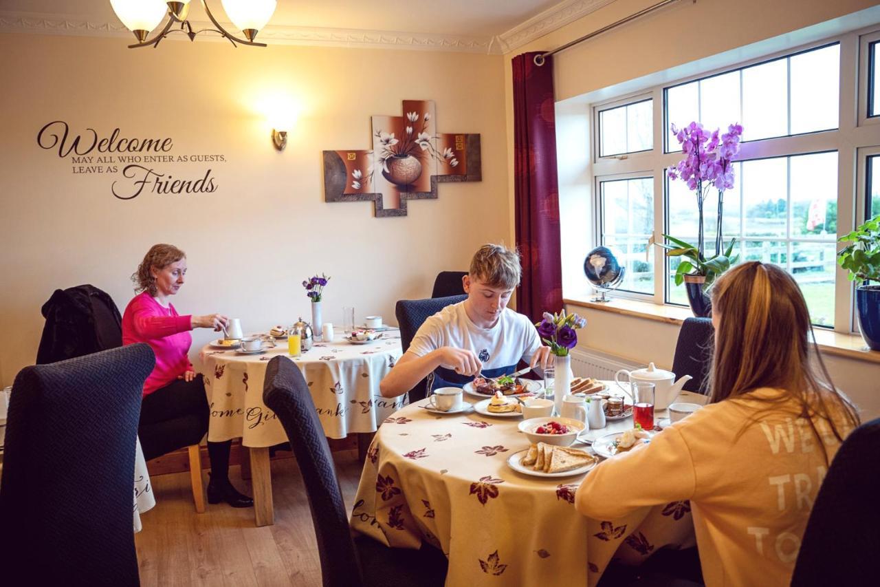 Ross Beach Family Farmhouse B&B Killala エクステリア 写真