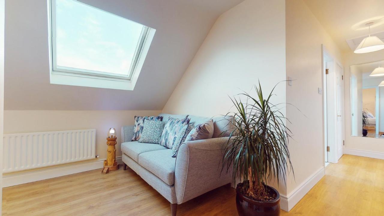 Ross Beach Family Farmhouse B&B Killala エクステリア 写真